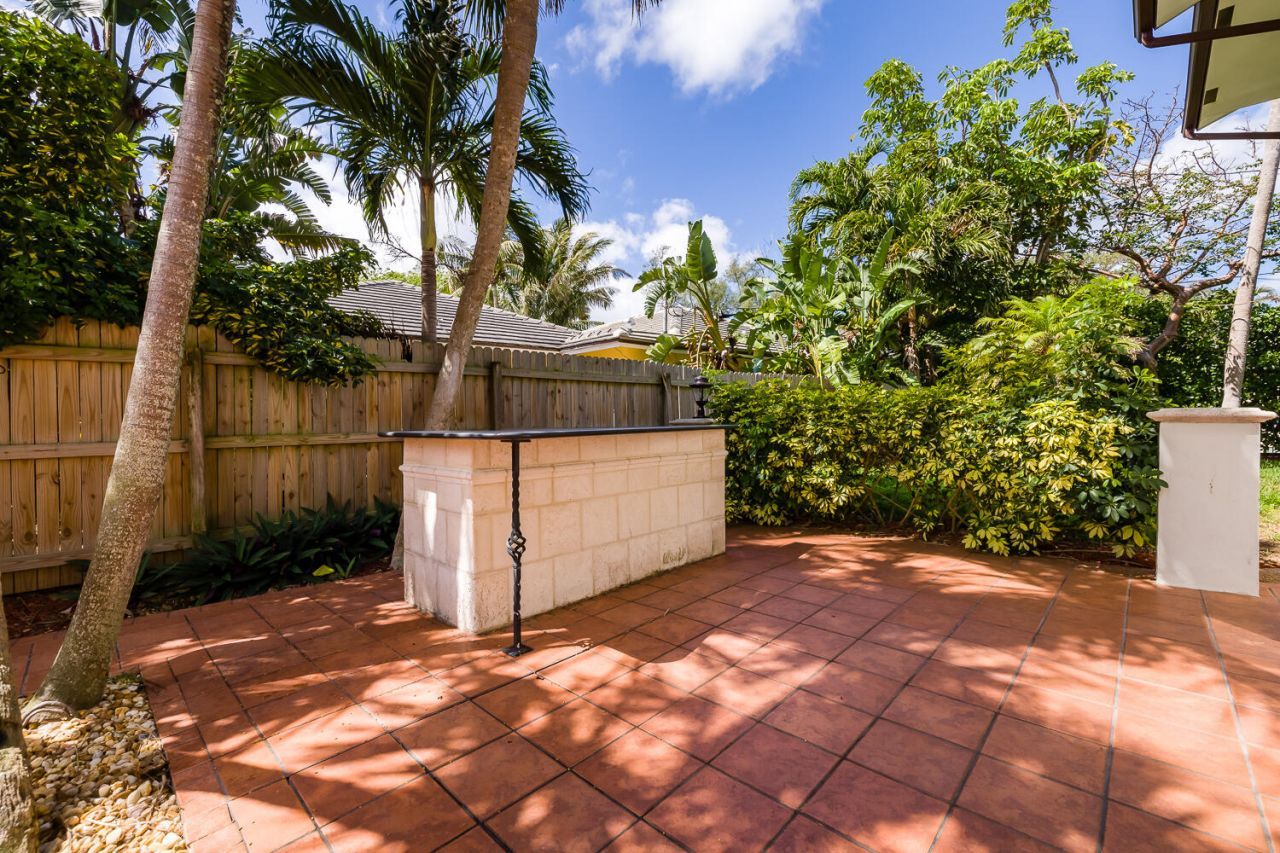 4108 S Ocean Boulevard, Highland Beach, FL 33487 Photo