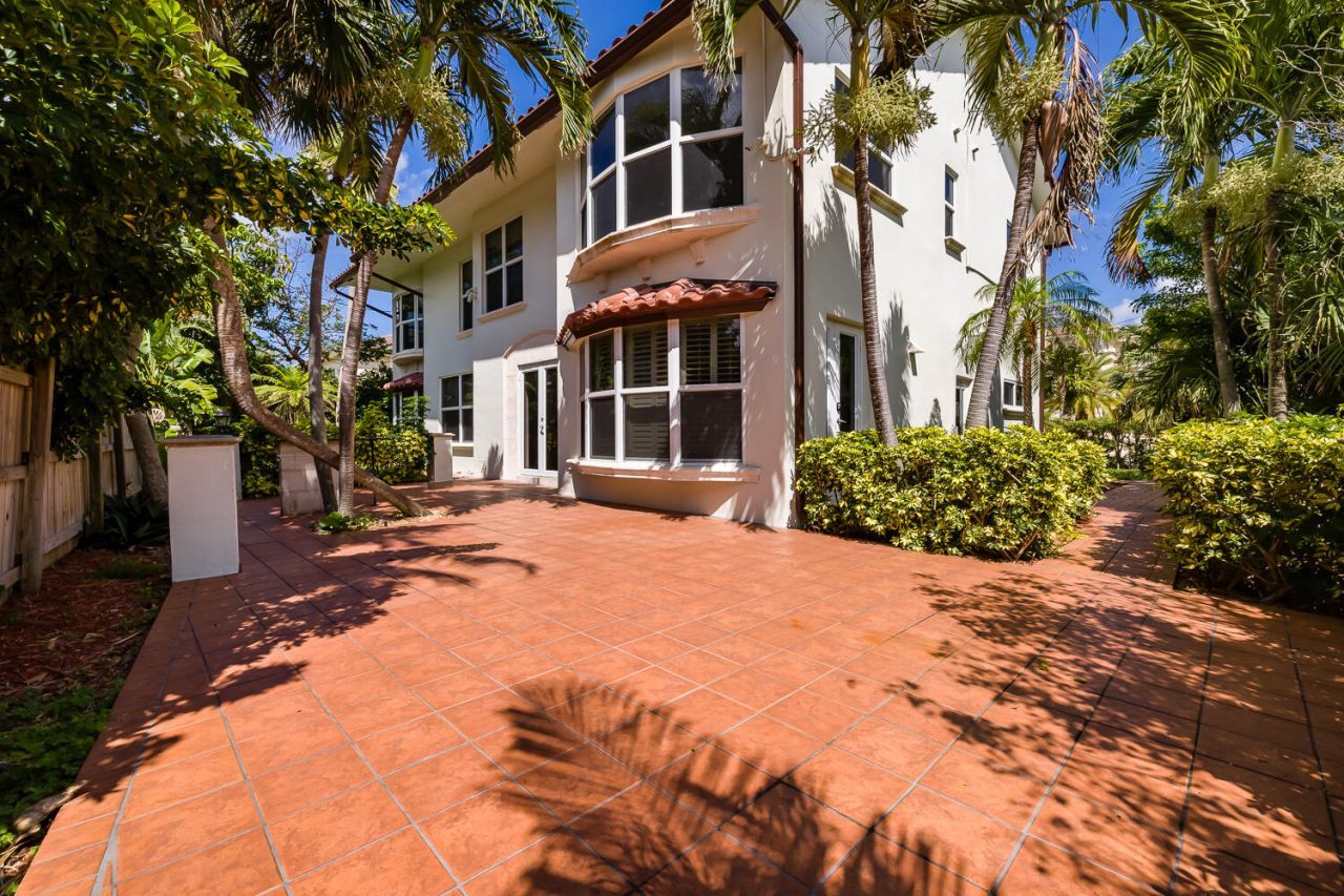 4108 S Ocean Boulevard, Highland Beach, FL 33487 Photo