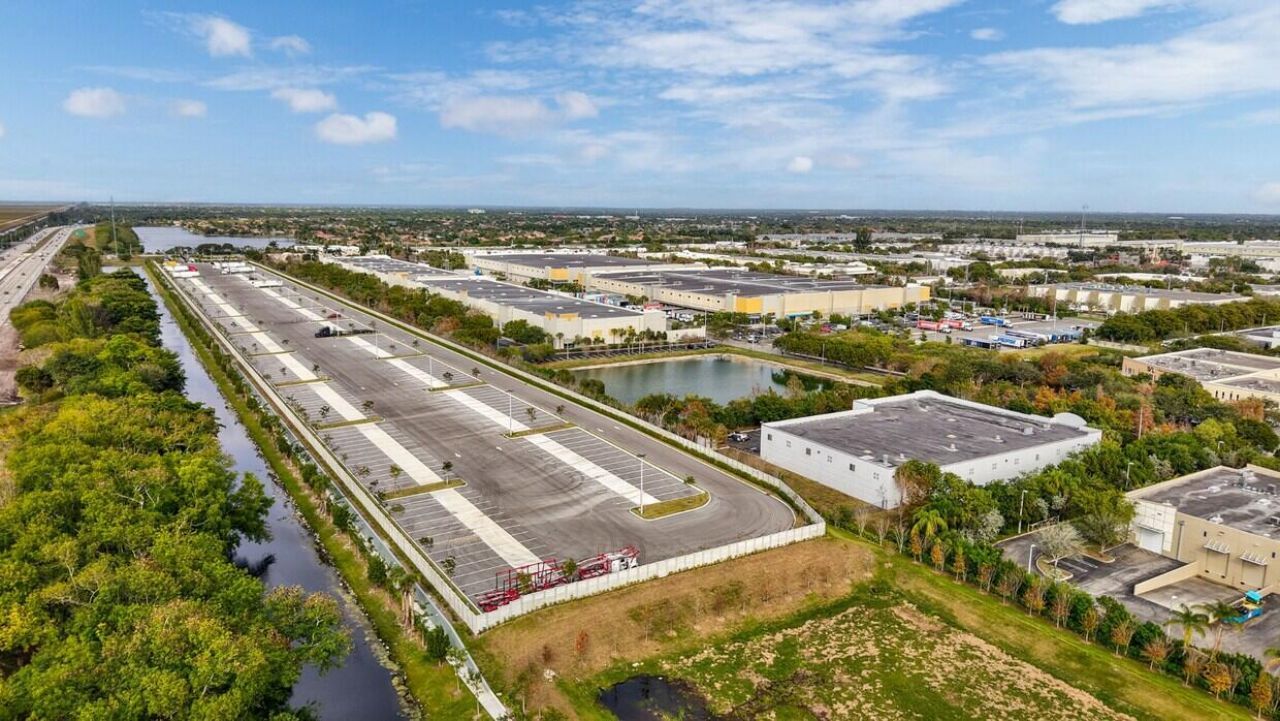3950 NW 126th Avenue, Coral Springs, FL 00000 Photo