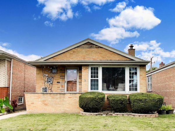 5652 S Parkside Avenue , Chicago, IL 60638