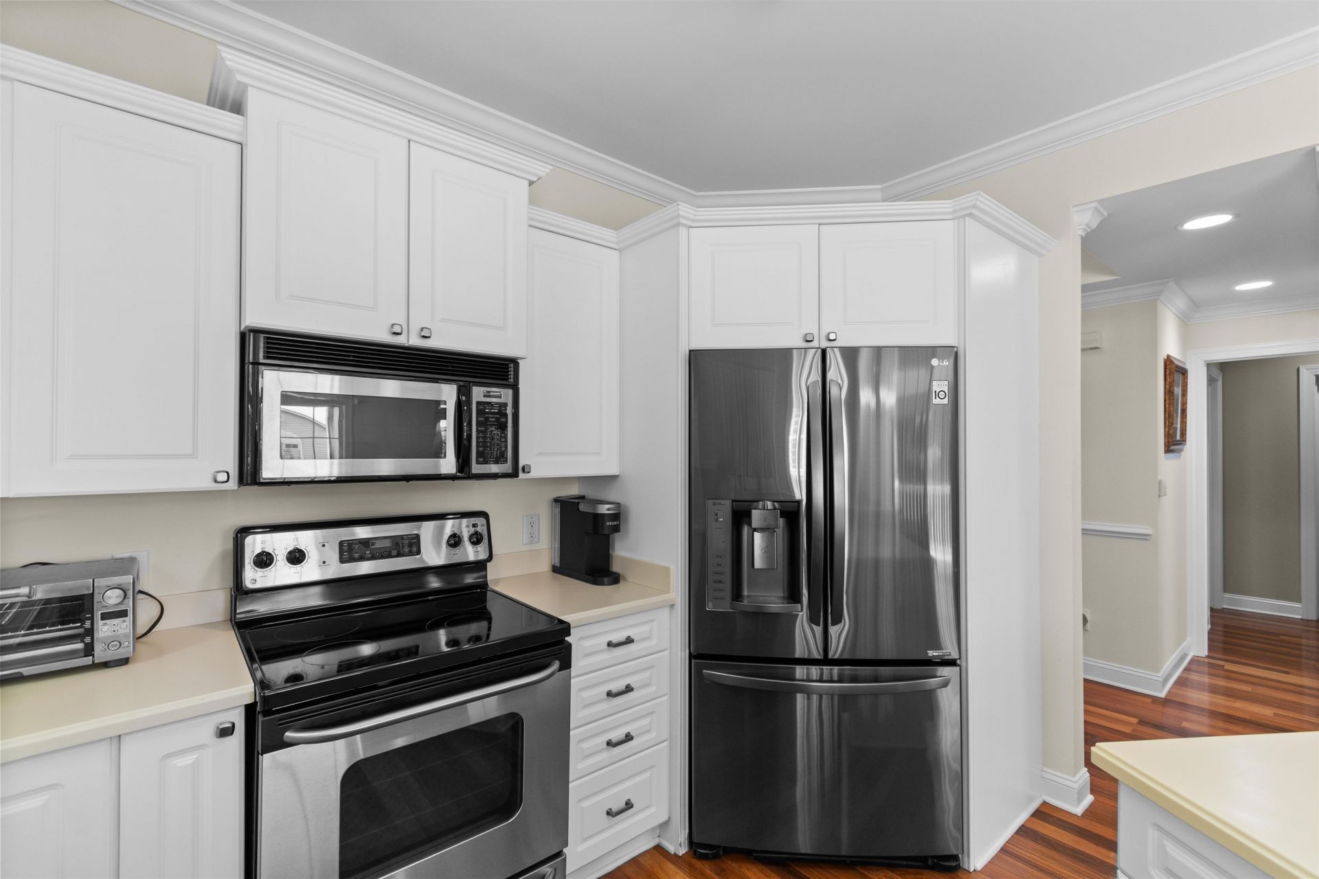 809 Sunswept Ct.  Photo 6