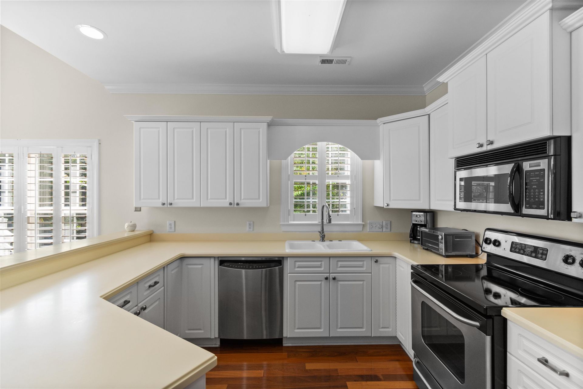 809 Sunswept Ct.  Photo 7