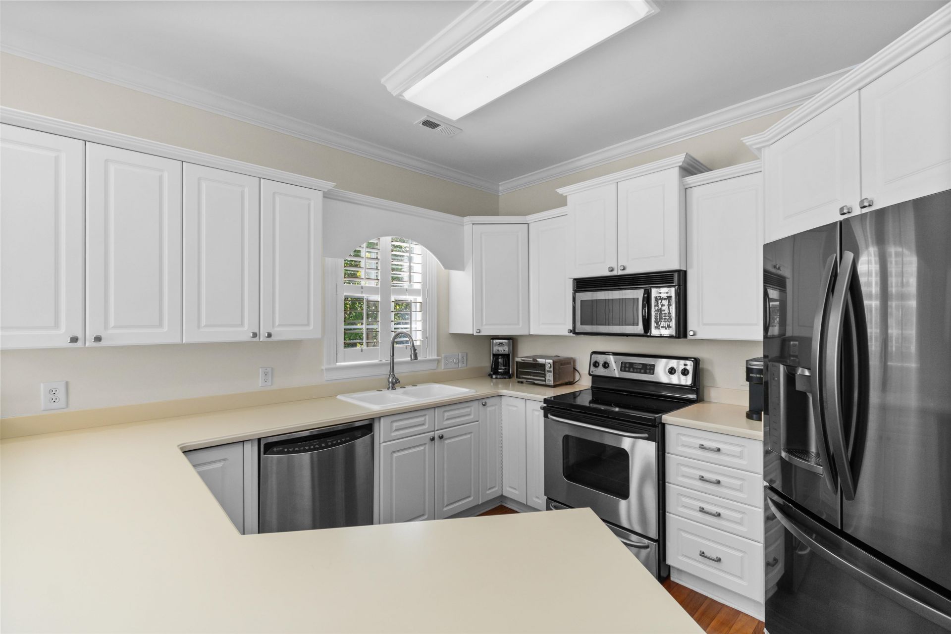 809 Sunswept Ct.  Photo 8