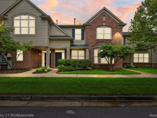 3981 Elizabeth Avenue , Canton Township, Mi 48188