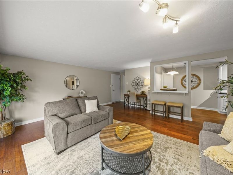 9771 Sunrise Boulevard, Unit N2, North Royalton, OH 44133 Photo 3