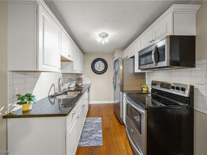 9771 Sunrise Boulevard, Unit N2, North Royalton, OH 44133 Photo 7