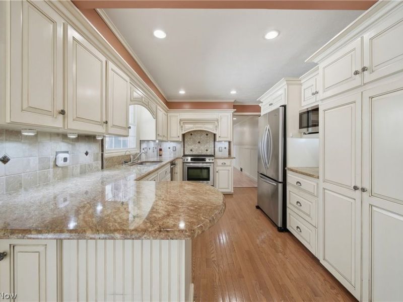 2769 Englewood Drive NE, Canton, OH 44721 Photo 8