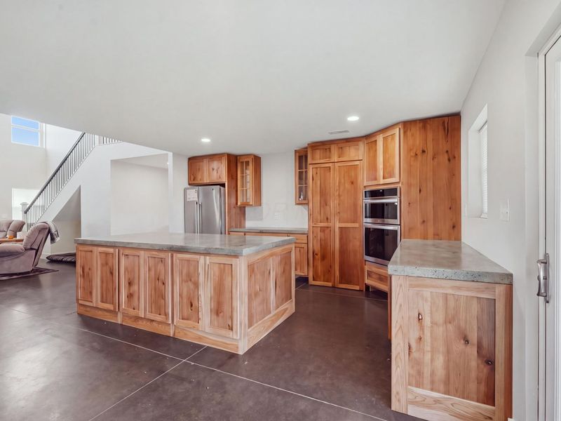 1394 Dewey Street , Dresden, OH 43821 Photo 7
