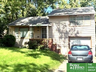5810 Pratt Street, Omaha, NE 68104