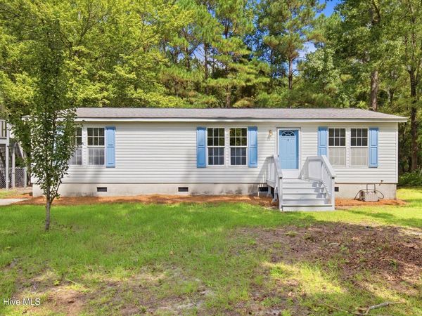 38 Thompson Court , Rocky Point, NC 28457