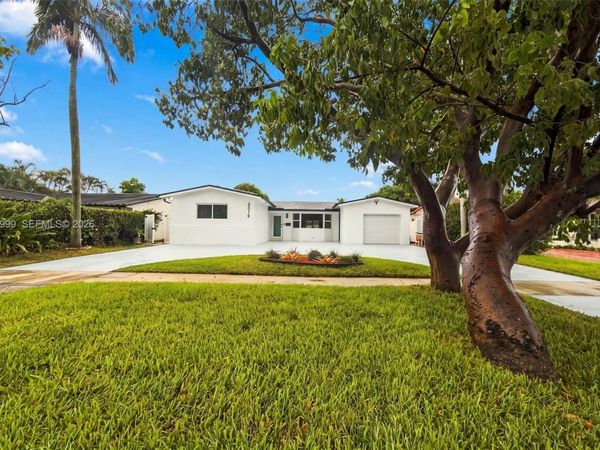 5518 Mckinley St , Hollywood, FL 33021