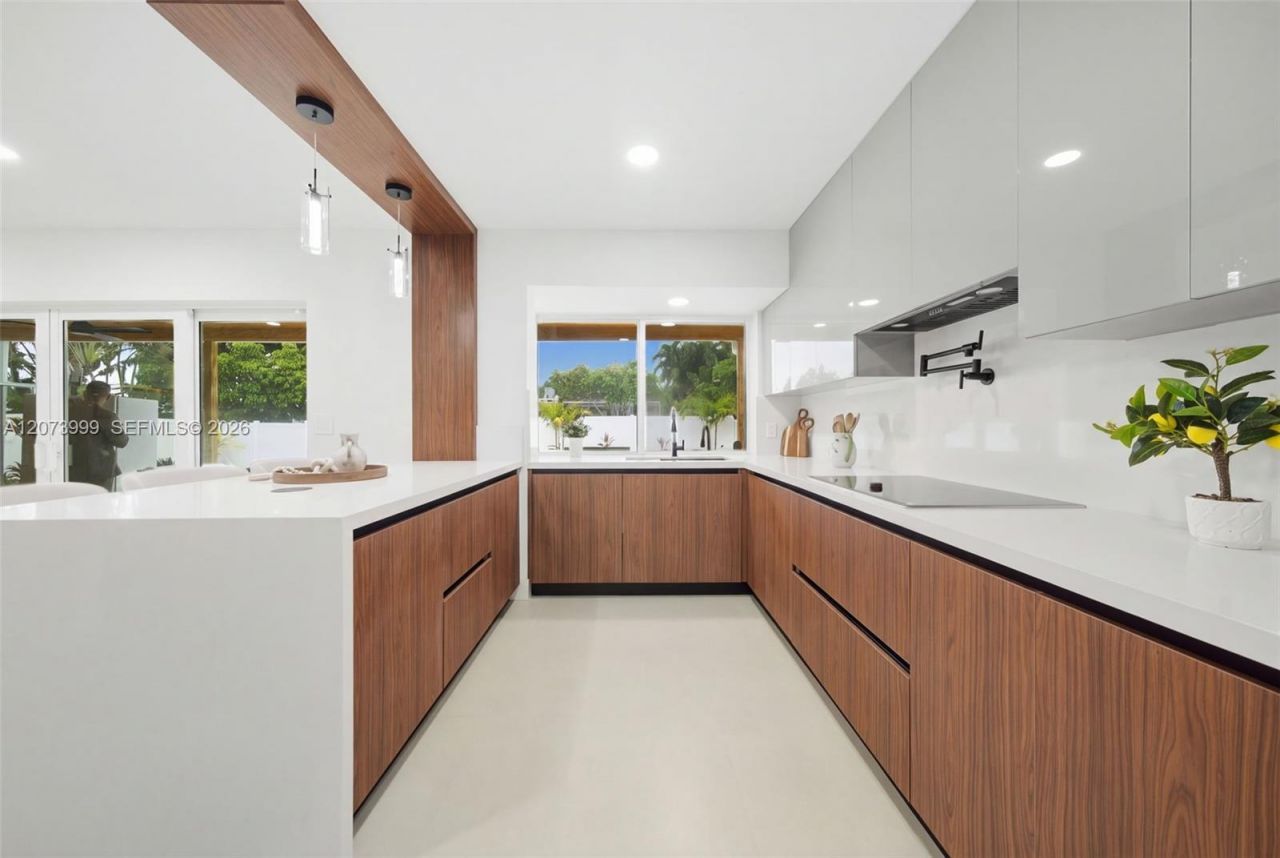 5518 Mckinley St , Hollywood, FL 33021 Photo