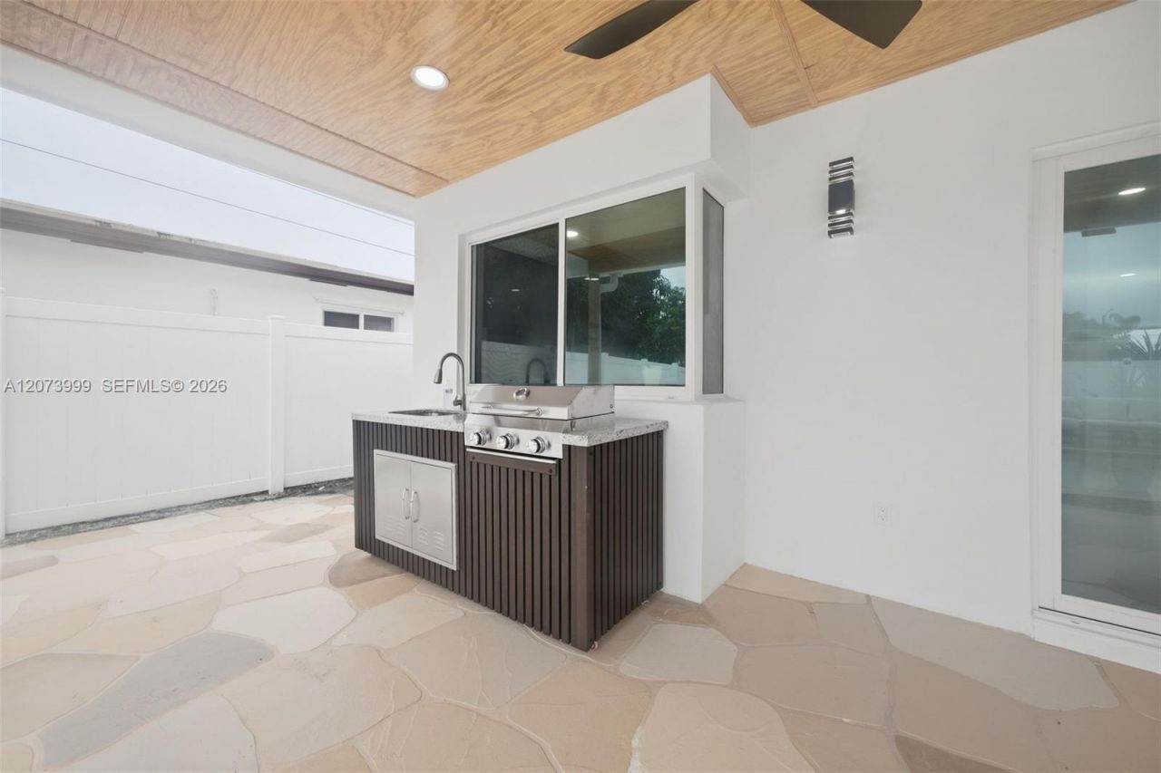 5518 Mckinley St , Hollywood, FL 33021 Photo