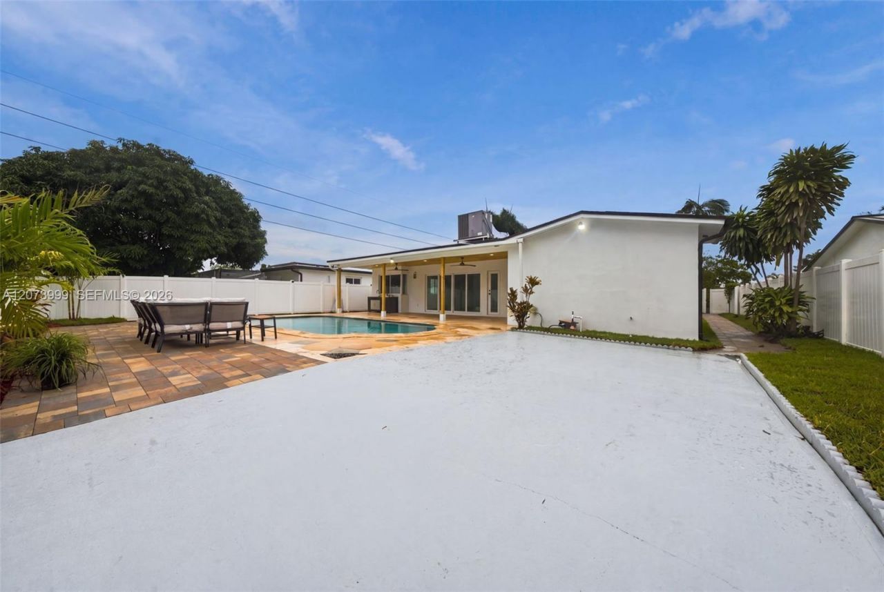 5518 Mckinley St , Hollywood, FL 33021 Photo