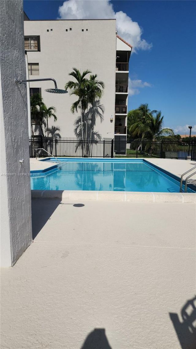 10115 NW 9th St Cir , Unit 6-106, Miami, FL 33172 Photo