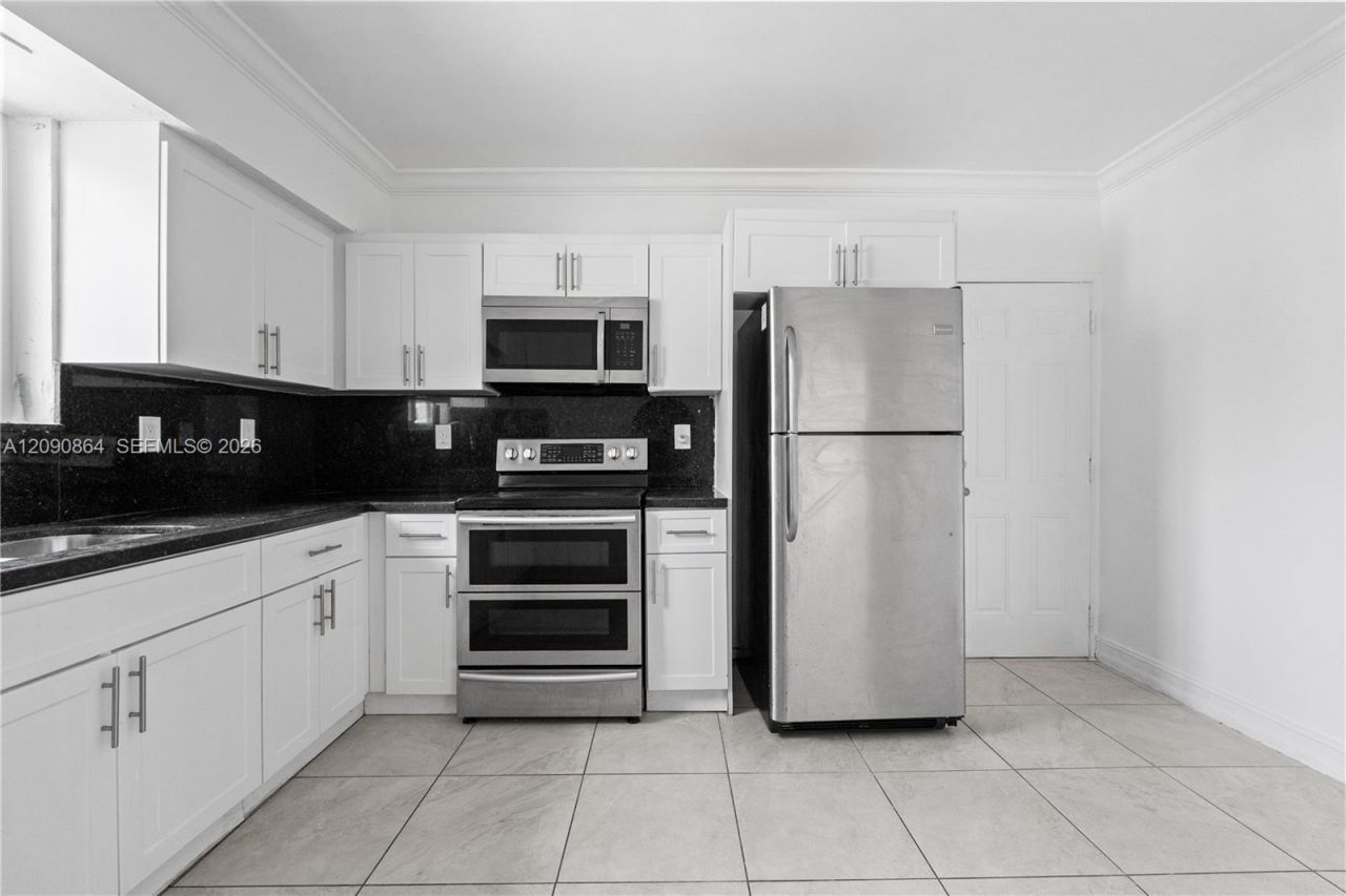 580 Lee Dr, Miami Springs, FL 33166 Photo