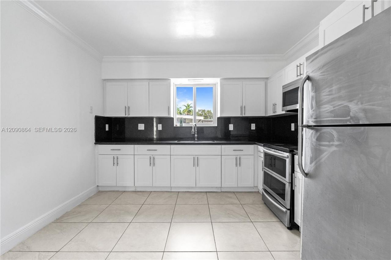580 Lee Dr, Miami Springs, FL 33166 Photo
