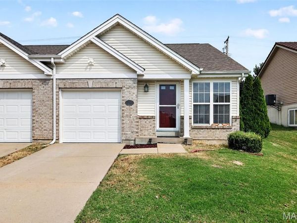 12193 McKelvey Place Drive , Bridgeton, MO 63044