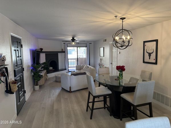3031 N CIVIC CENTER Plaza, Unit 219, Scottsdale, AZ 85251