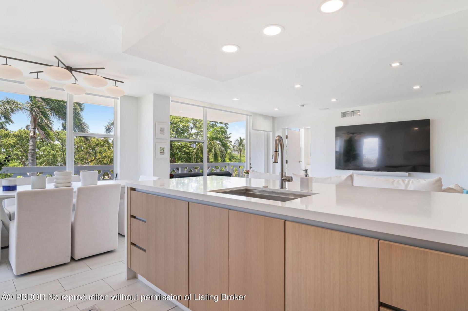 333 Sunset Avenue, Unit 415, Palm Beach, FL 33480 Photo