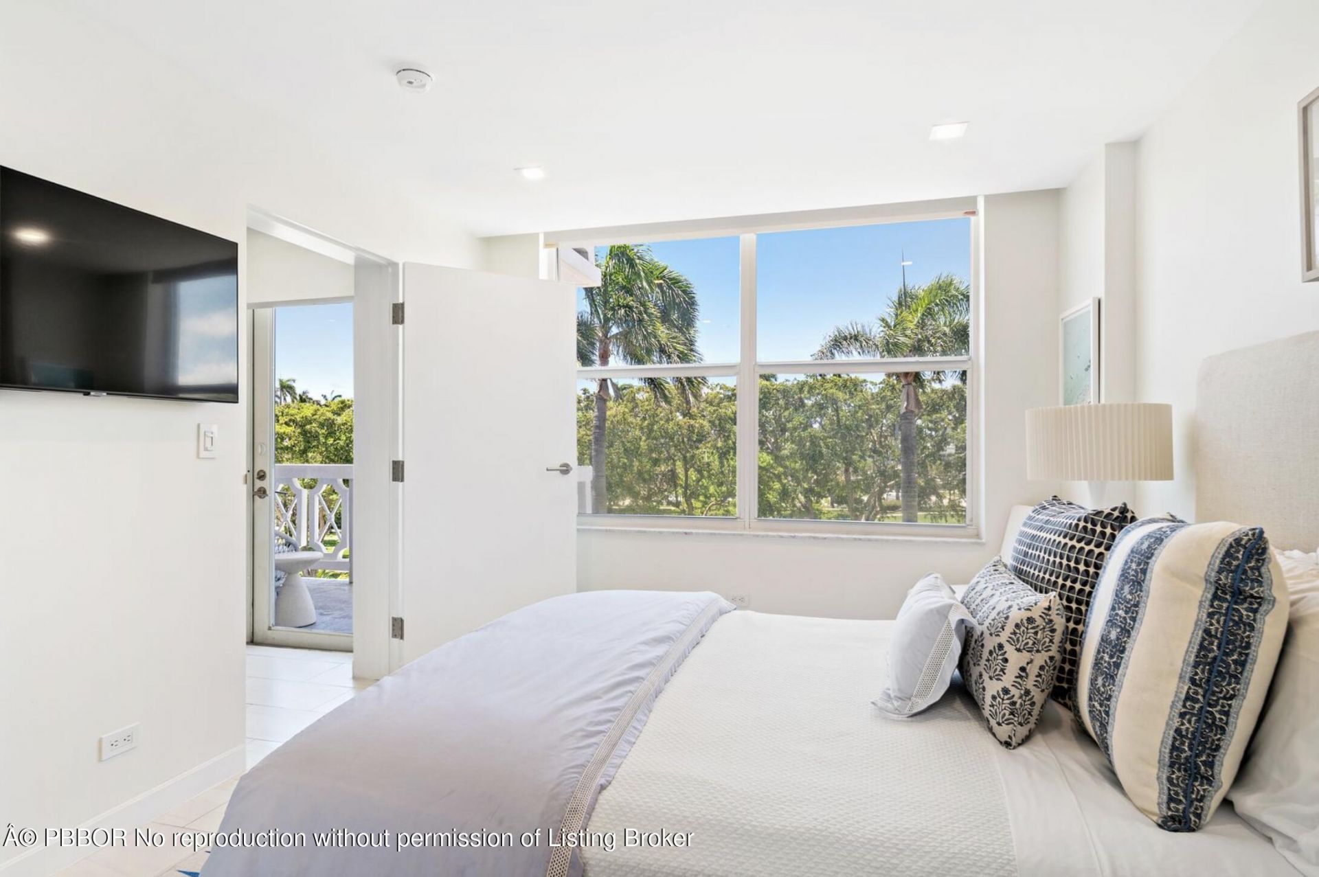 333 Sunset Avenue, Unit 415, Palm Beach, FL 33480 Photo