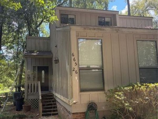 665 N BEAU CHENE Drive, Unit 26, Mandeville, LA 70471