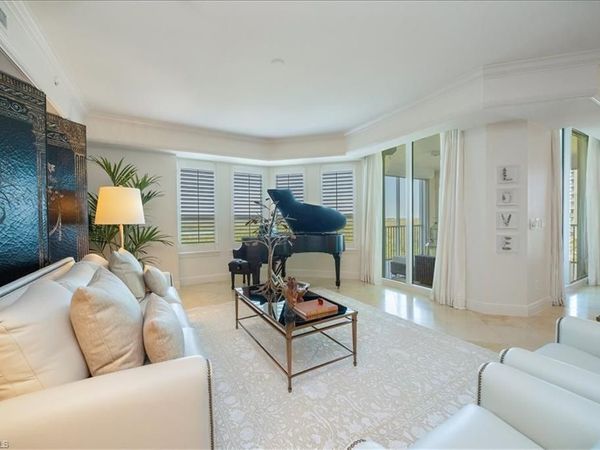 285 Grande WAY , Unit 706, NAPLES, FL 34110