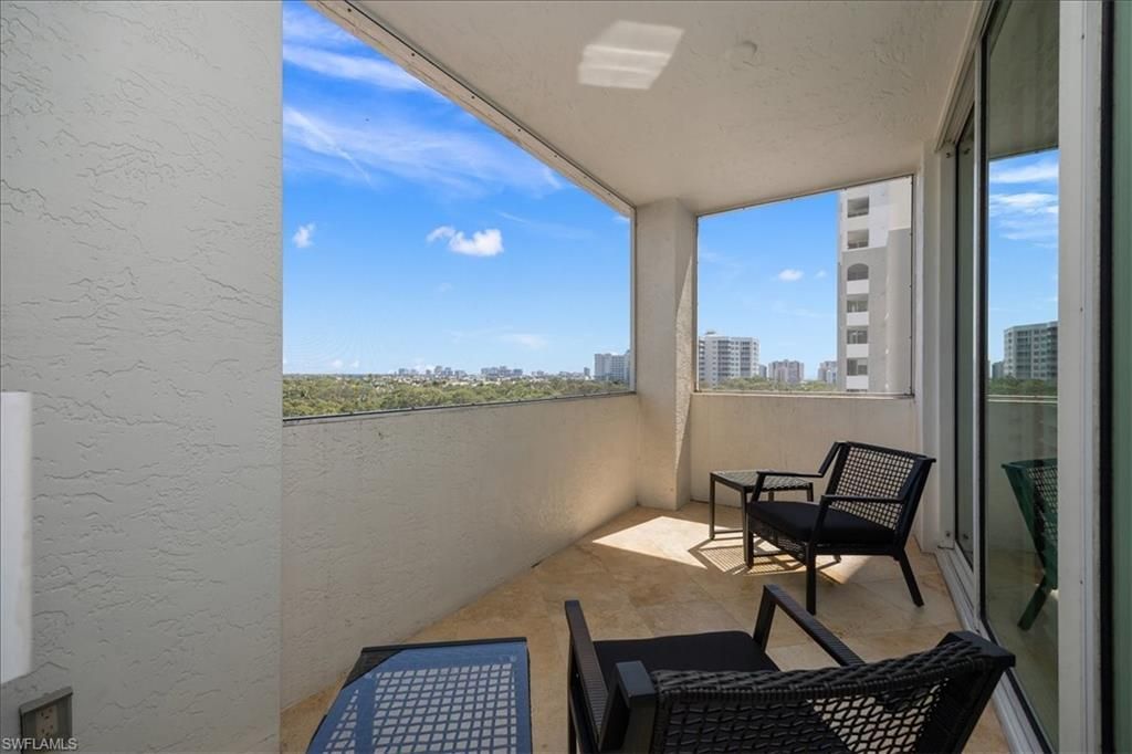 285 Grande Way , Unit 706, Naples, FL 34110 Photo