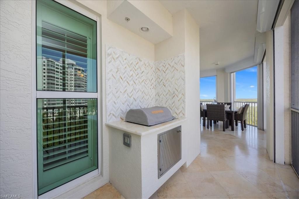 285 Grande Way , Unit 706, Naples, FL 34110 Photo