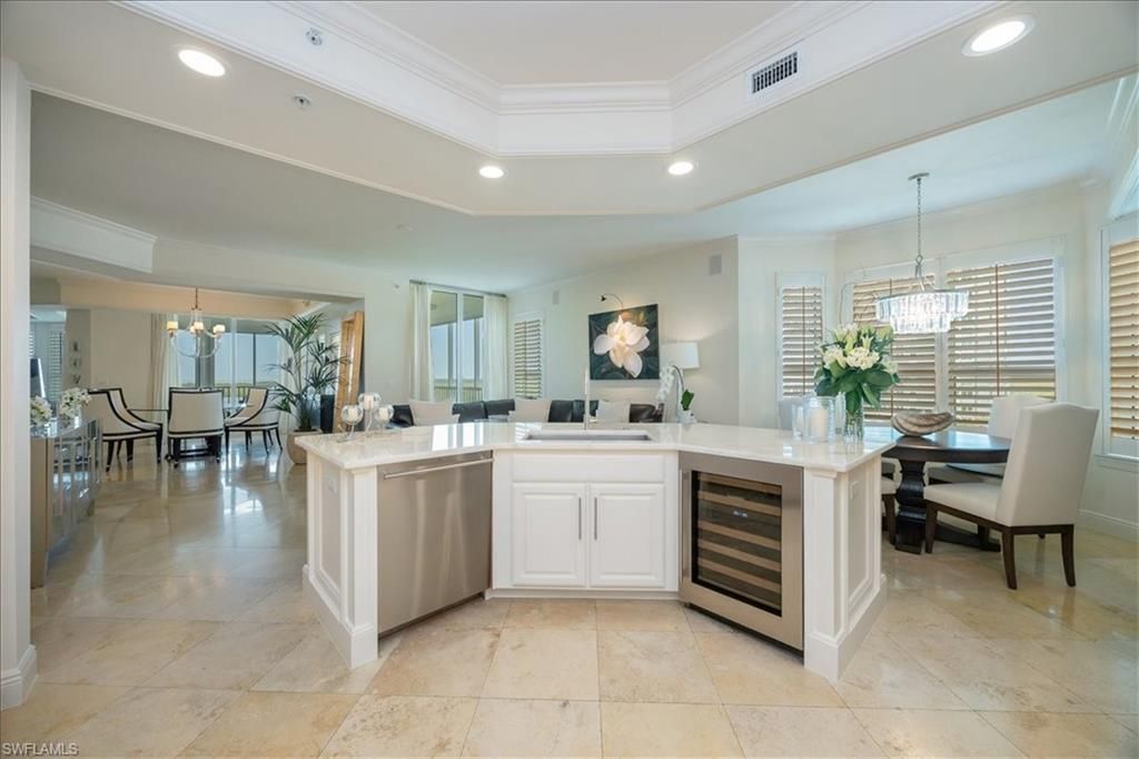 285 Grande Way , Unit 706, Naples, FL 34110 Photo