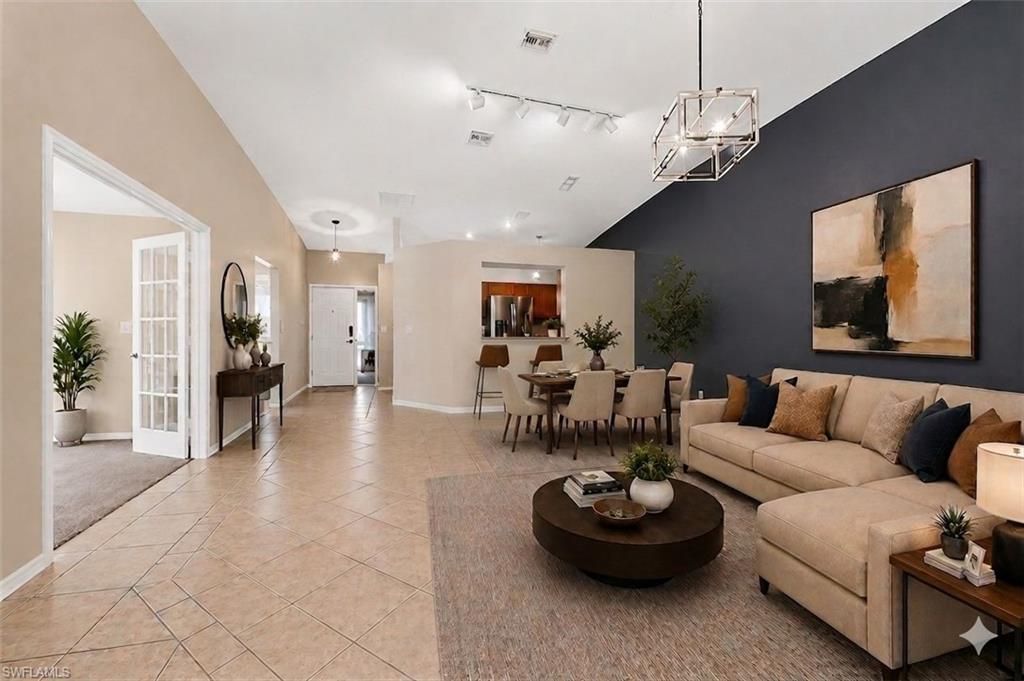 430 Saint Andrews Blvd, Unit 6, Naples, FL 34113 Photo
