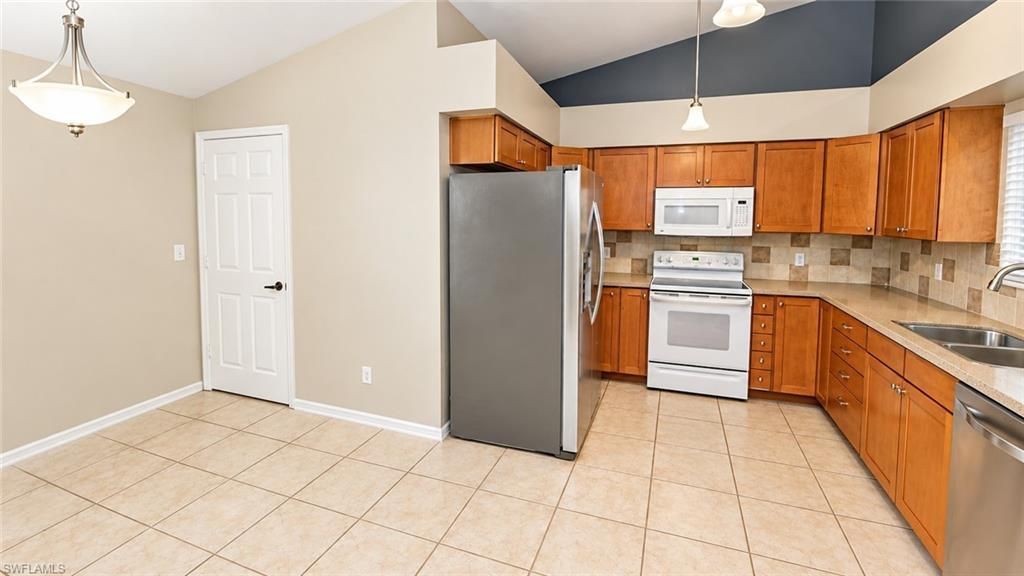 430 Saint Andrews Blvd, Unit 6, Naples, FL 34113 Photo