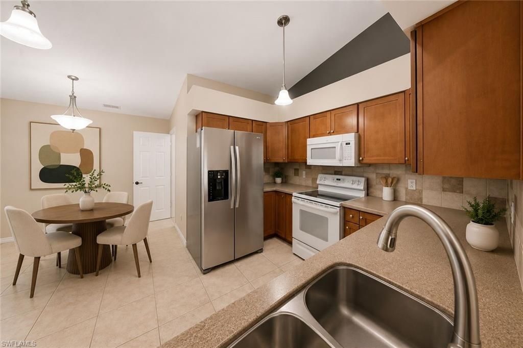 430 Saint Andrews Blvd, Unit 6, Naples, FL 34113 Photo