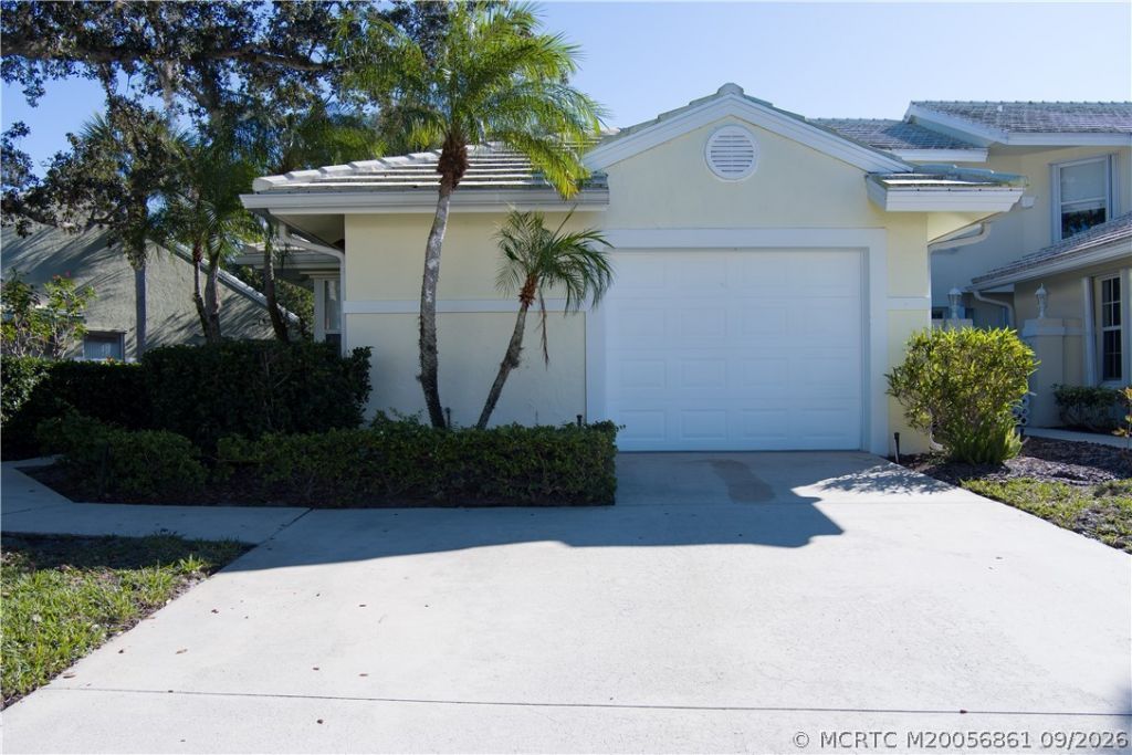 2425 SW Foxpoint Trail , Palm City, FL 34990 Photo