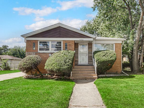 15452 Woodlawn East Avenue , South Holland, IL 60473
