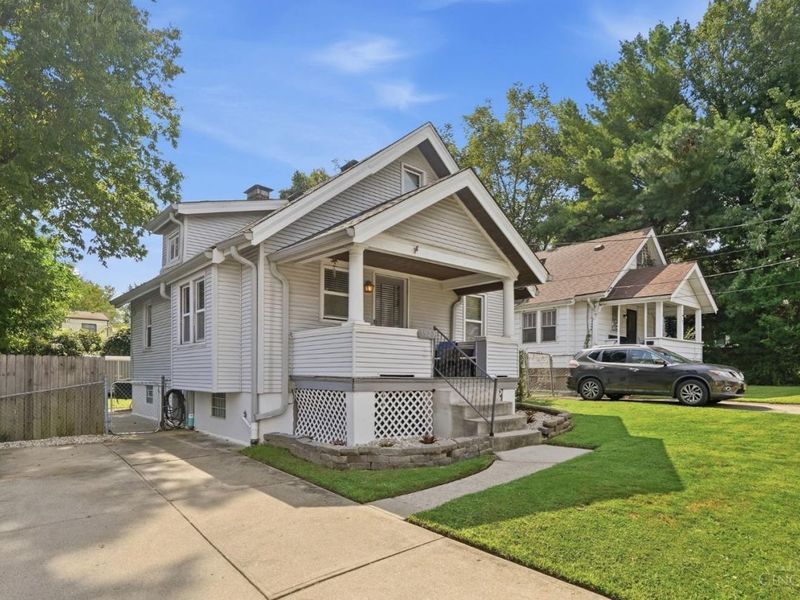 1929 De Armand Avenue, North College Hill, OH 45239 Photo 3