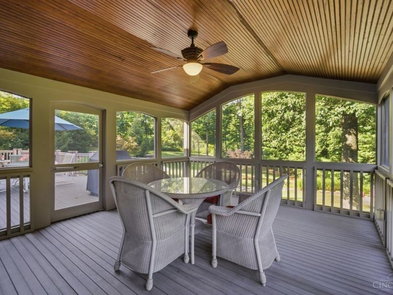 6421 Lewis Clark Trail, Sycamore Township, OH 45241 Photo 18