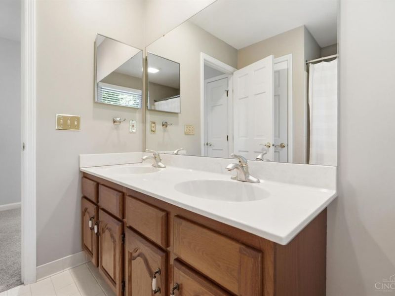 6421 Lewis Clark Trail, Sycamore Township, OH 45241 Photo 58