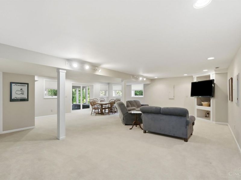 6421 Lewis Clark Trail, Sycamore Township, OH 45241 Photo 65