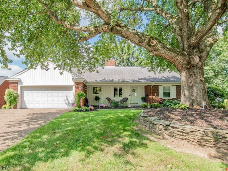 1639 Coventry Road NE, Massillon, OH 44646 Photo 1