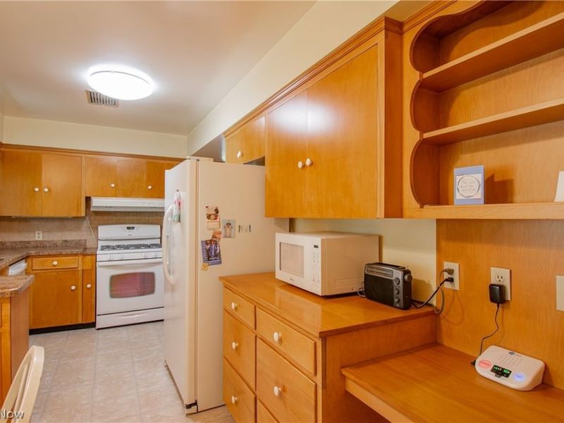 1639 Coventry Road NE, Massillon, OH 44646 Photo 13