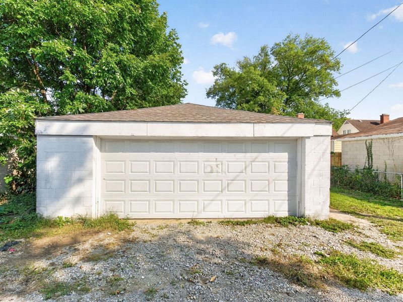 805 Chestershire Road, Columbus, OH 43204 Photo 8