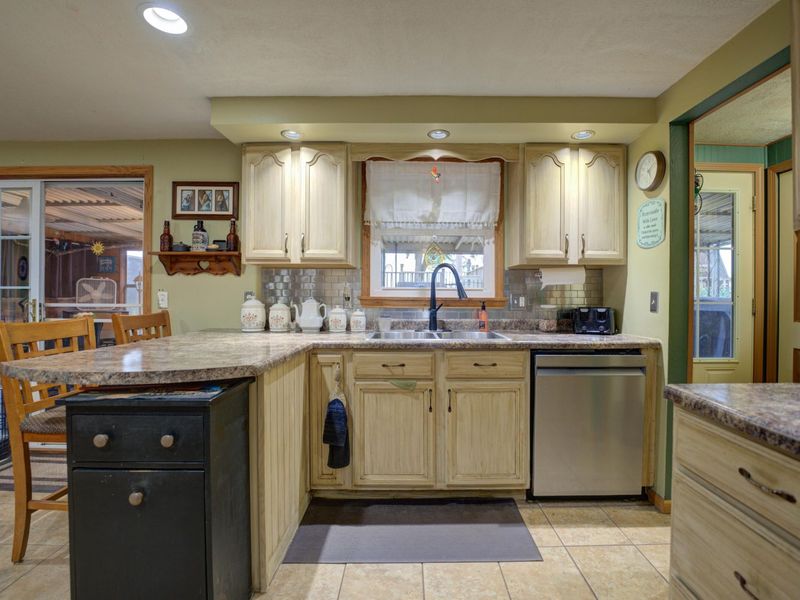 5828 Folkerth Road, Greenville, OH 45331 Photo 10