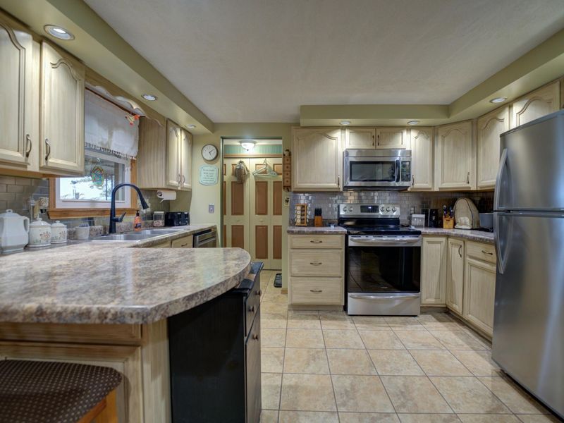 5828 Folkerth Road, Greenville, OH 45331 Photo 9
