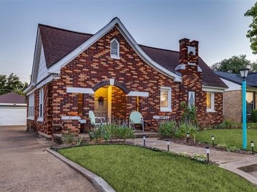 2732 Ivandell Avenue, Dallas, TX 75211