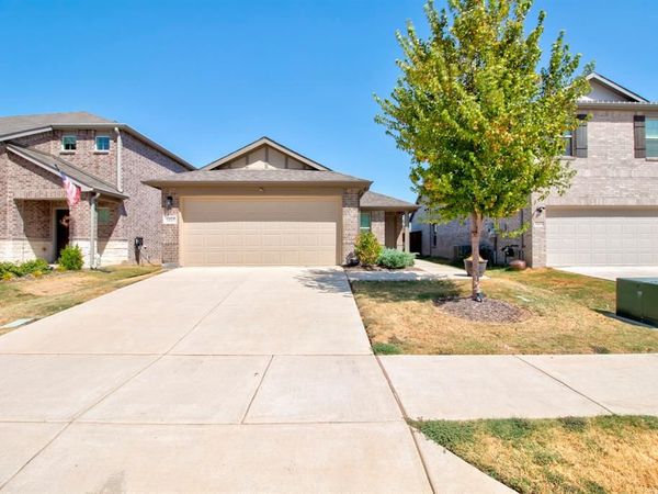 14165 Calderwood Street, Pilot Point, TX 76258