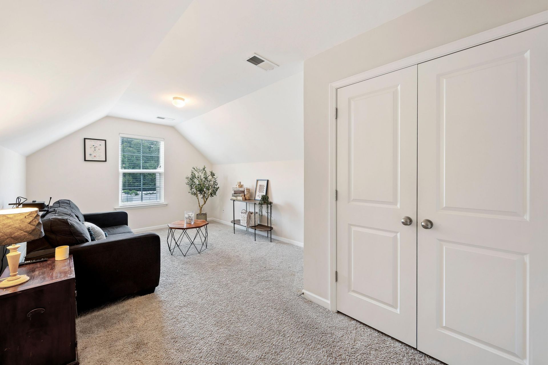 149 Red Northern Oak Way Photo 32