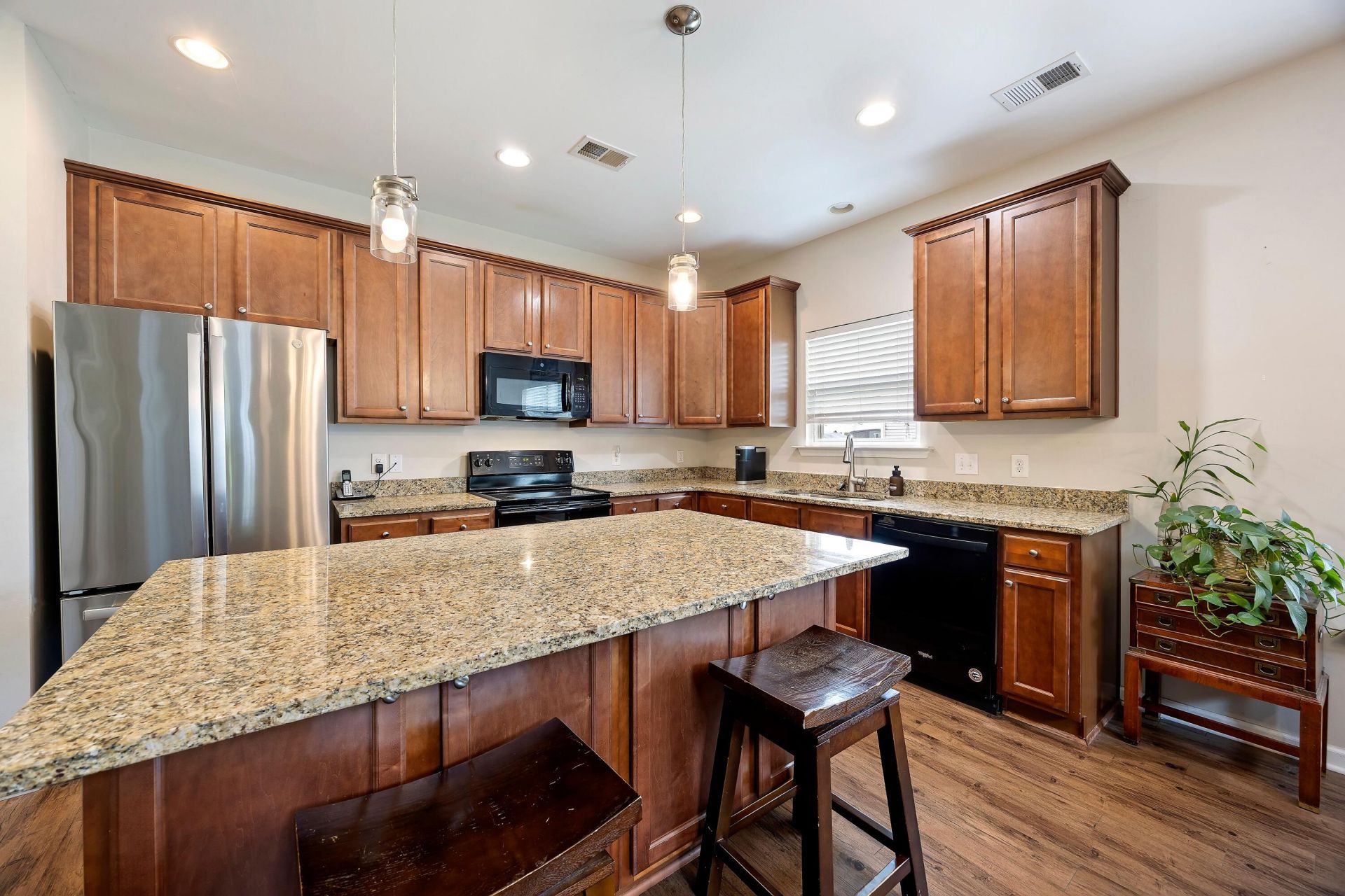 149 Red Northern Oak Way Photo 8