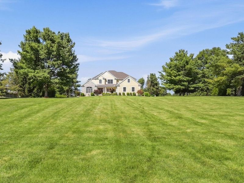 7215 Berkshire Road , Sunbury, OH 43074 Photo 2