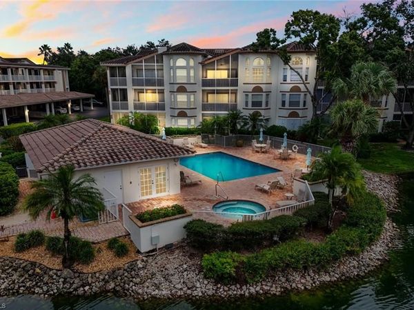 6030 Chardonnay LN, Unit 203, NAPLES, FL 34119